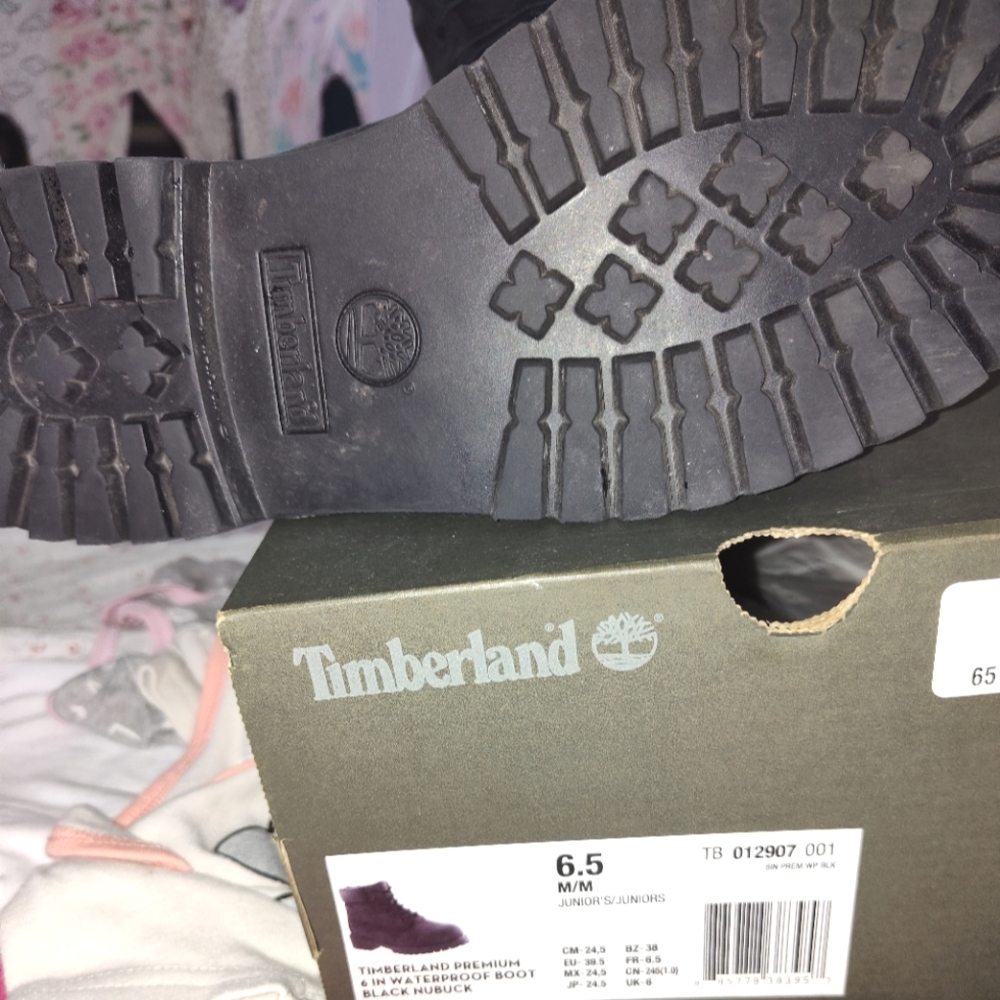 Timberland boots (Black 6.5)